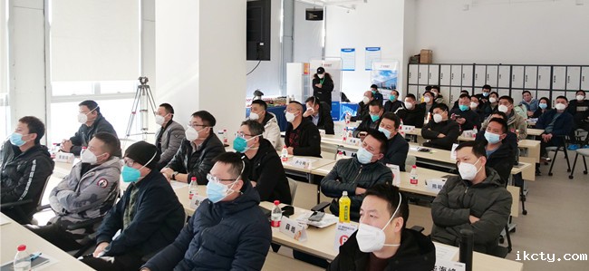 UBE腰椎管减压术和椎间融合术实操训练营，C形臂影像护航